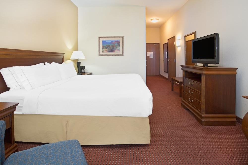 Holiday Inn Express Hotel & Suites Las Vegas By Ihg Exterior photo