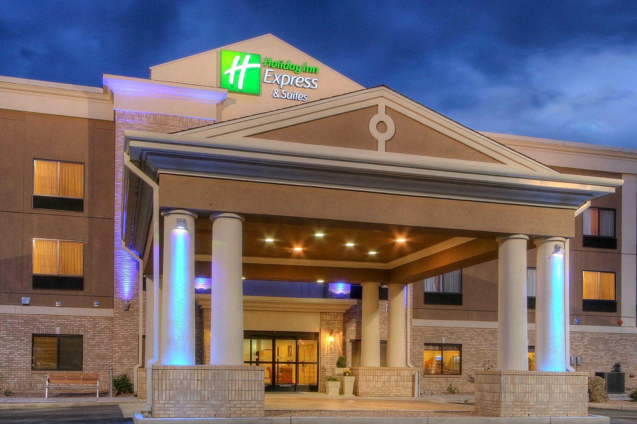 Holiday Inn Express Hotel & Suites Las Vegas, An Ihg Hotel Exterior photo